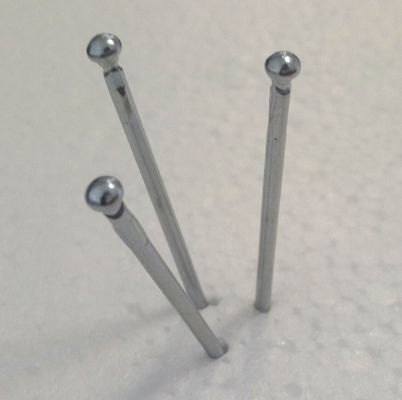 Máy làm đinh tán mù có độ chính xác cao để làm Mandrel