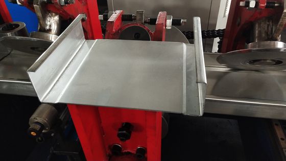 Máy cán cuộn có thể hoán đổi cho xà gồ C / Z