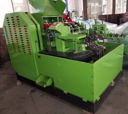 Đinh tán mù đinh vít Máy bắn bi bằng thép nguội Hai khuôn loại thổi bốn